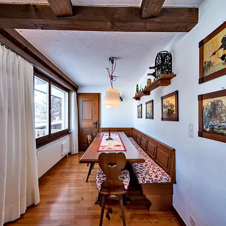 شقة Chesa Aruons 21 -