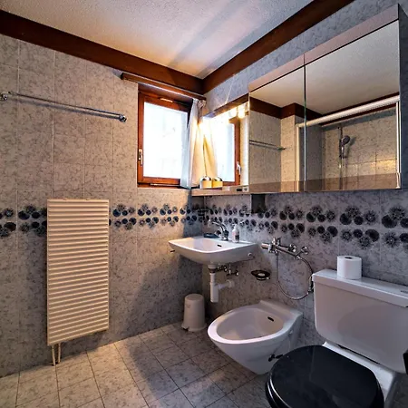 Chesa Aruons 21 - Apartment *