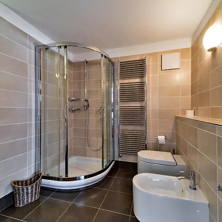 Chesa Aruons 21 - דירה