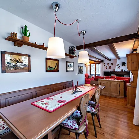 Chesa Aruons 21 - Daire